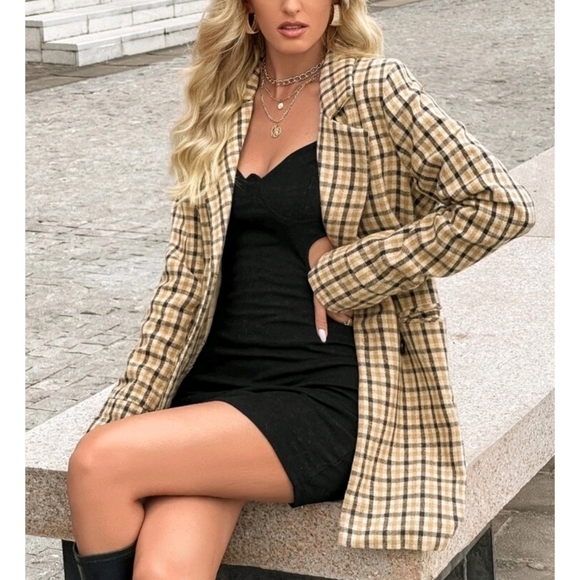 Plaid Double Breasted Button Pocket Blazer - Picture 5 of 13